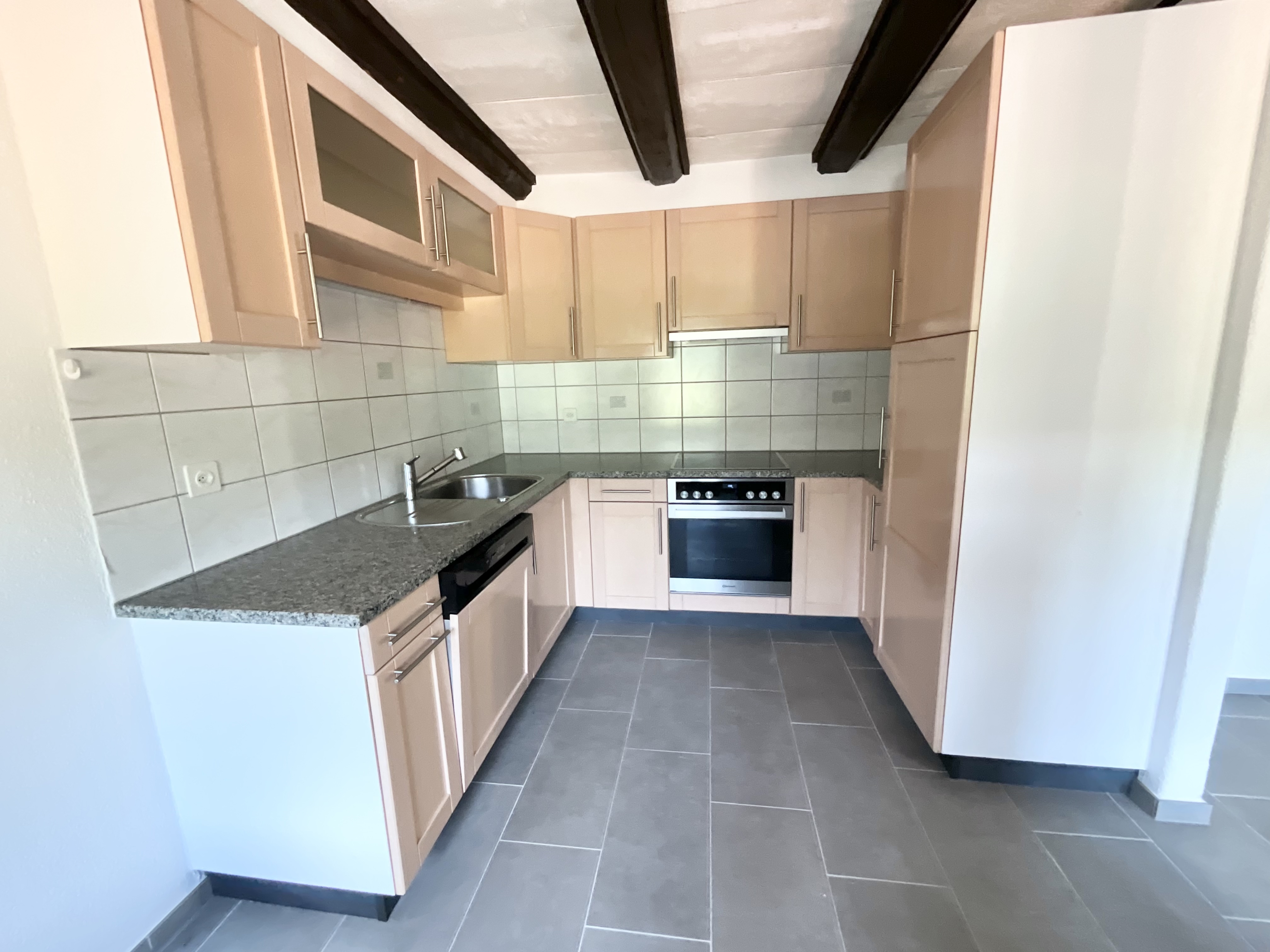 Spacieux appartement de 4,5 pièces rénové