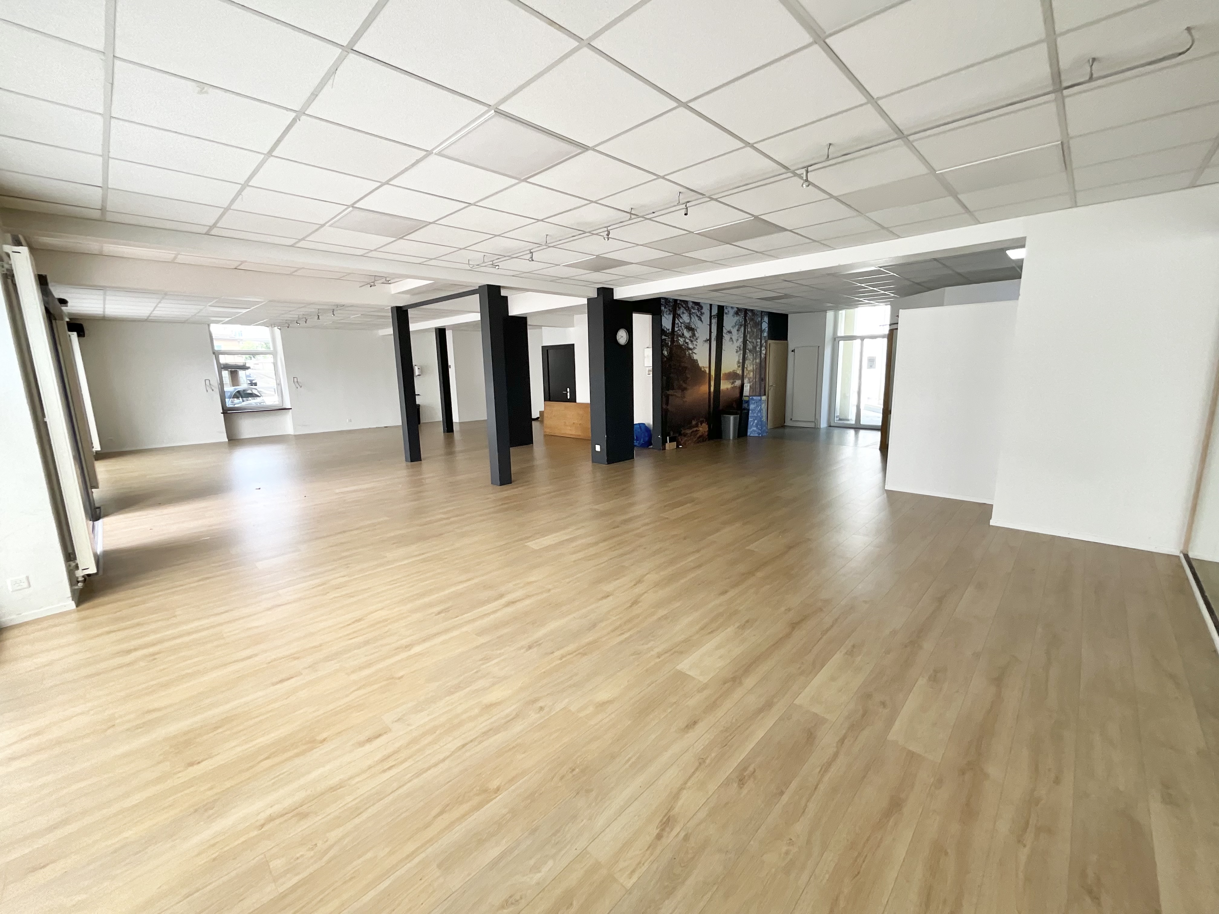 Locaux avec vitrines idéalement situé au cœur de Delémont
