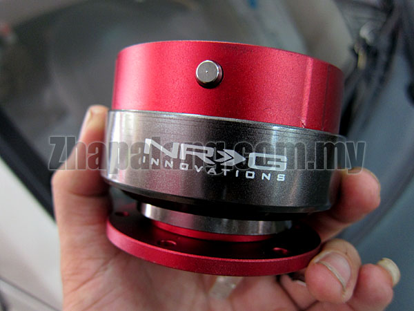 NRG Innovations SRK-200RD Quick Release (Red Body/Red Ring)