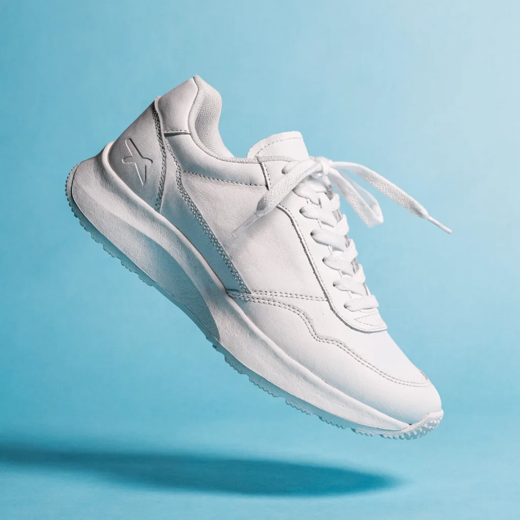 Recraft V4.1: Floating Sneaker, sample 2