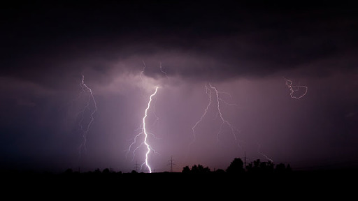 imagem ilustrativa de queimaduras elétricas