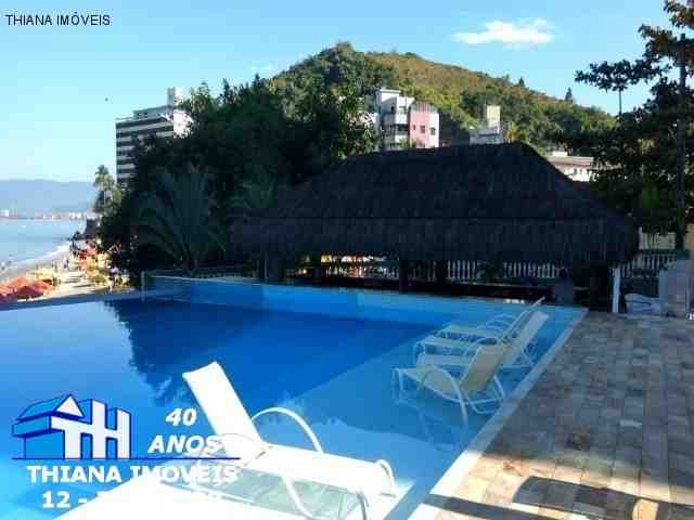 Costa Esmeralda