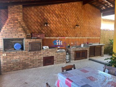 Ver detalhes: Sobrado no bairro : Centro em Caraguatatuba - SP para Venda (Ref. 2005)