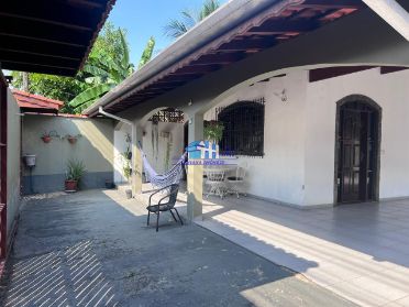 Ver detalhes: Casa no bairro : Jardim Rio Santos em Caraguatatuba - SP para Venda (Ref. 2015)