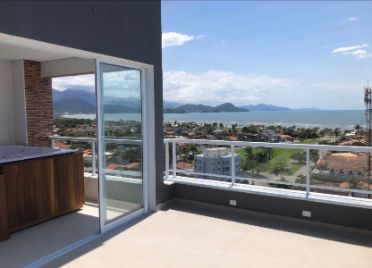 Apartamento em Jardim Britânia