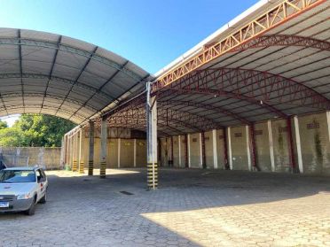 Galpão em Jardim Aruan