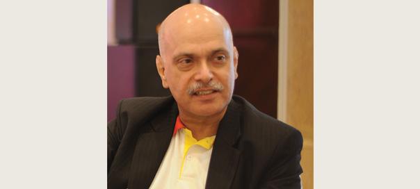 What makes Raghav Bahl and Ritu Kapur happy...