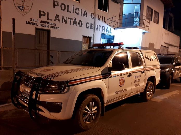 Assaltantes levam mais de 100 celulares de loja em Imperatriz