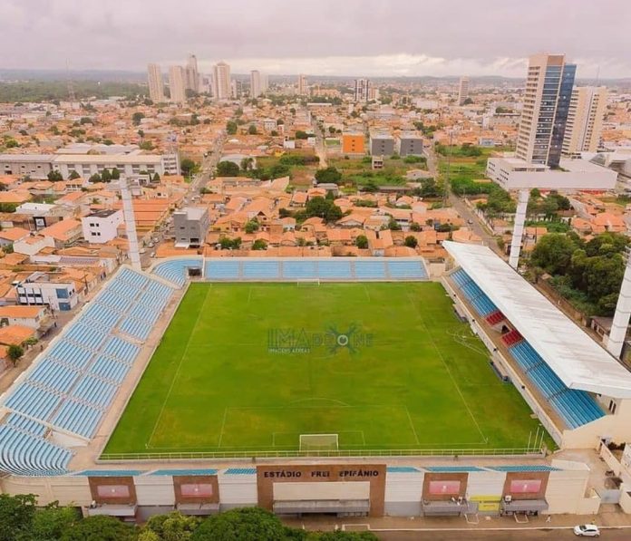 Estádio Frei Epifânio é fechado para manutenções