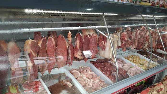 Alta no preço da carne causa movimento de boicote em Imperatriz