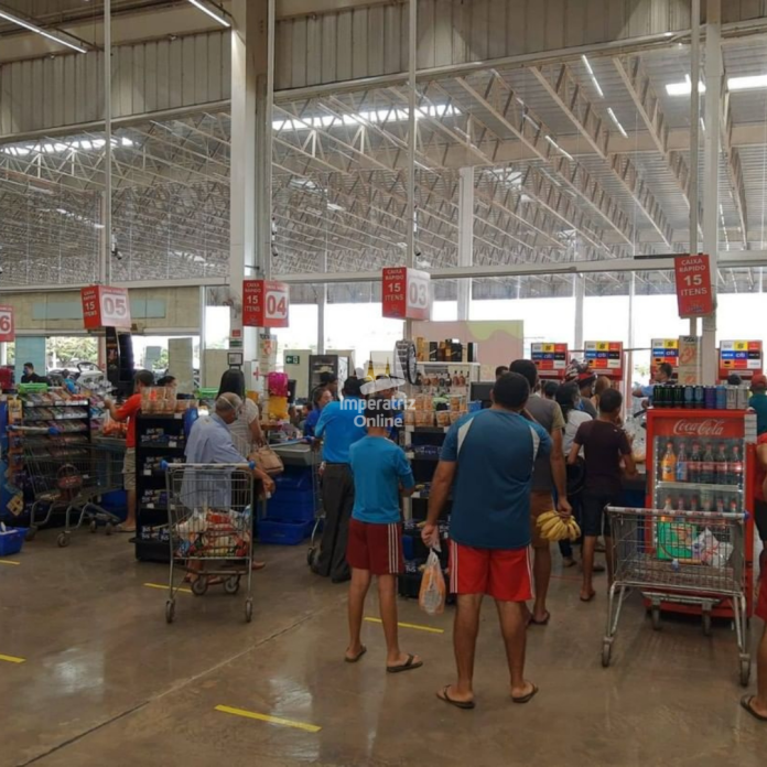 Funcionamento dos supermercados no feriado de Carnaval