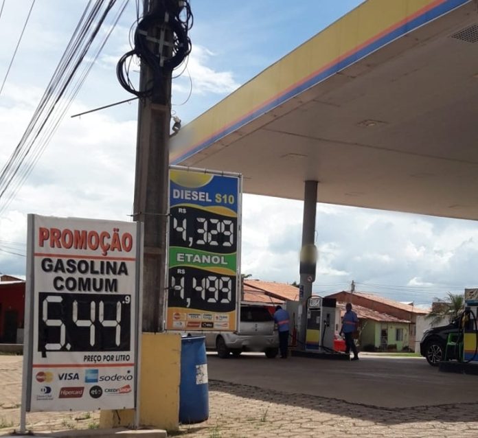 Anunciada mais uma redução no preço dos combustíveis