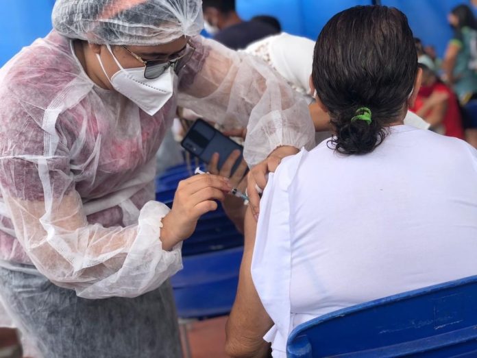 Aberto cadastro de vacinação contra covid-19 para idosos de 68 anos ou mais