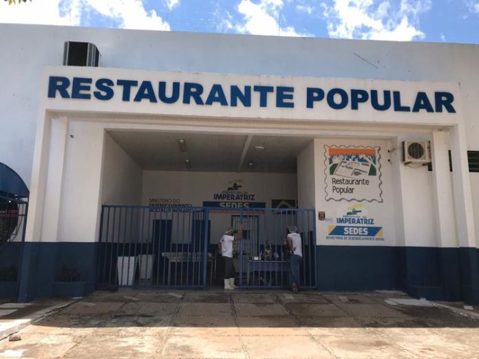 Restaurante Popular volta a funcionar e agora oferece jantar