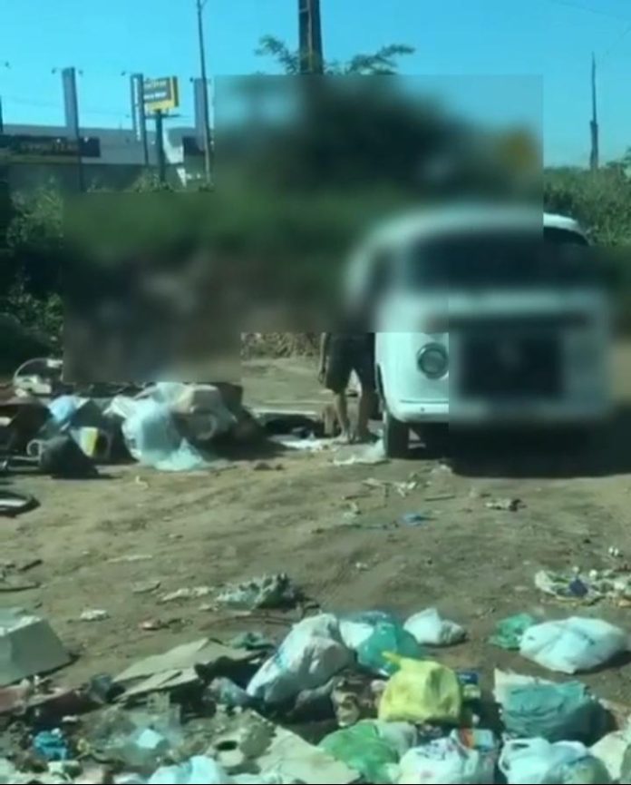 Homens flagrados despejando lixo na marginal da Br-010 são notificados