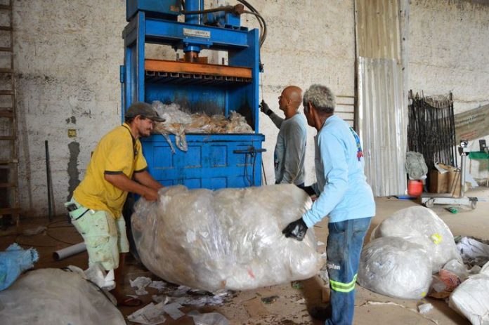 UFMA faz arraial solidário para ajudar catadores de material reciclável