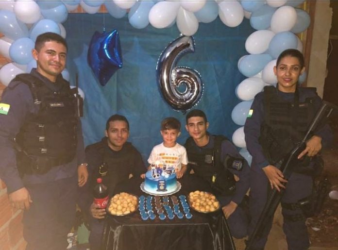 Menino ganha surpresa da Guarda Municipal em seu aniversário