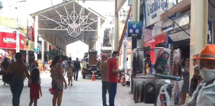 Comerciantes reclamam de falta de energia nas lojas do calçadão de Imperatriz