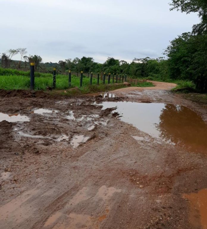 Falta de infraestrutura em povoado na zona rural de Imperatriz prejudica estudantes