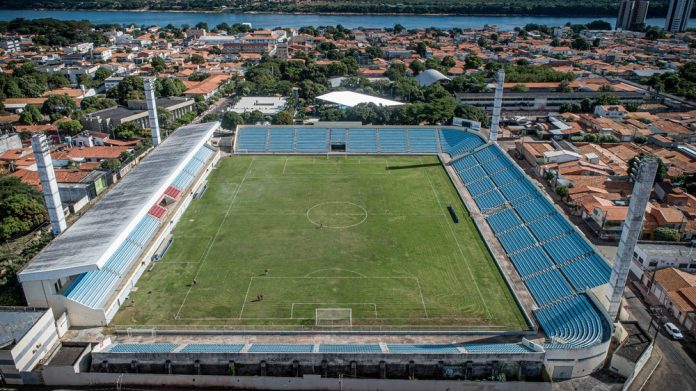 Após quase dois anos de proibição, Estádio Frei Epifânio volta a receber público em Imperatriz