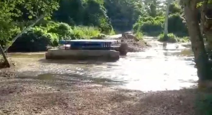 Continuam cobranças por conclusão de ponte no Povoado Água Boa