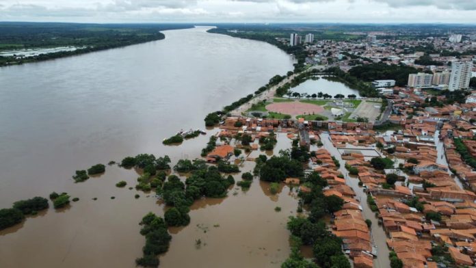 Nível do Rio Tocantins baixa nesta segunda-feira