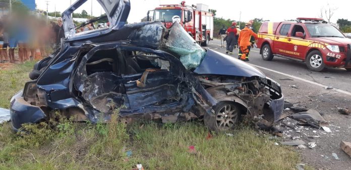 Acidente fatal deixa três mortos e três feridos na BR-316