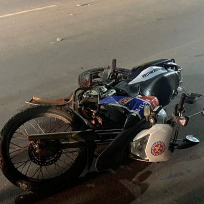 Bêbado, motorista bate em moto de PM e é preso