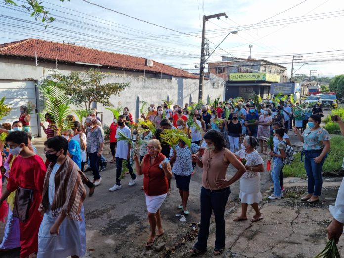 Domingo de Ramos: após dois anos, igrejas voltam a realizar procissões