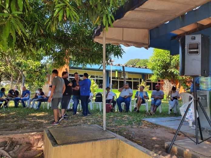 Manifestantes protestam em Imperatriz contra privatização da Eletrobras