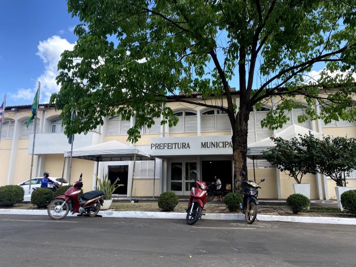 Feriado e ponto facultativo nesta semana