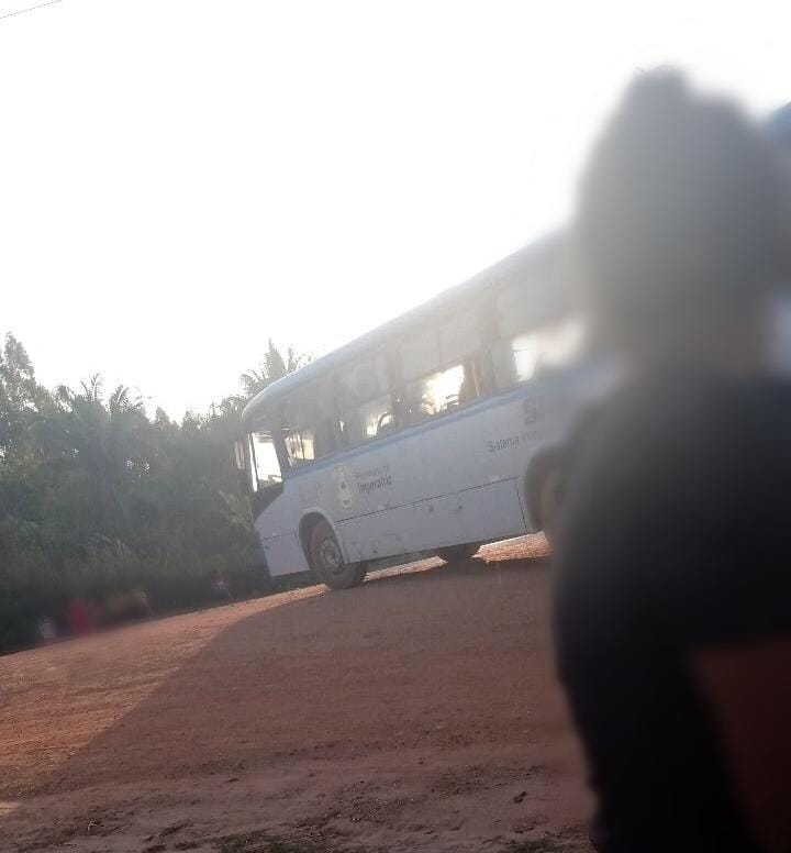 Mais um ônibus quebra em Imperatriz e passageiros reclamam da situação 1 Imagens de Notícias de Imperatriz