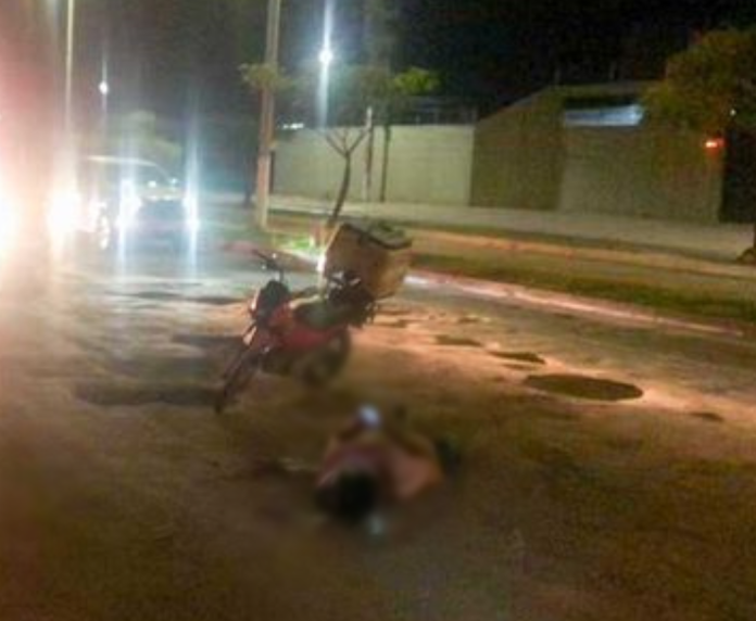 Buracos na Av. Pedro Neiva de Santana causam acidentes de trânsito