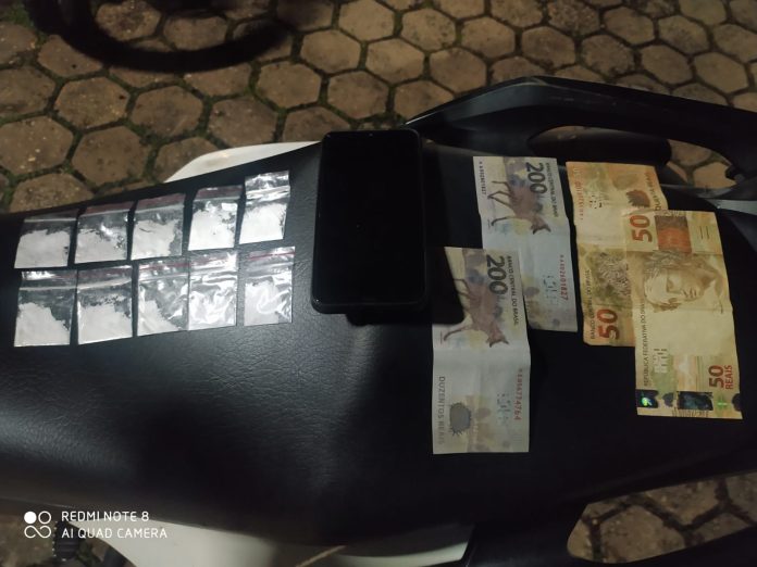 Grupo é levado a delegacia após tentar pagar lanche na Beira Rio com dinheiro falso