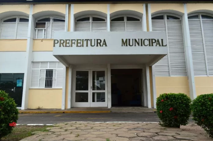 Prefeitura responde sobre denúncia de empresa