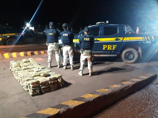 Casal é preso com mais de 270 kg de drogas escondidas em õnibus na BR-010 1 Imagens de Notícias de Imperatriz