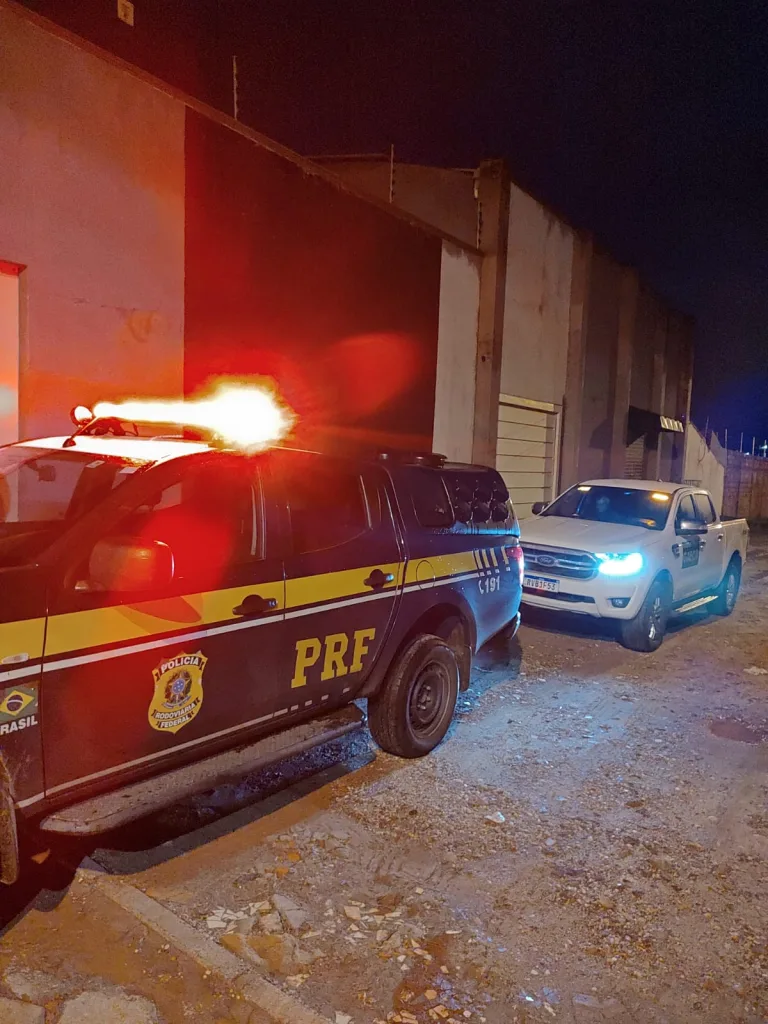 Operação cumpre mandados de busca e apreensão em casas do Pastor Cavalcante e investiga denúncias de “rachadinhas” 5 Imagens de Notícias de Imperatriz