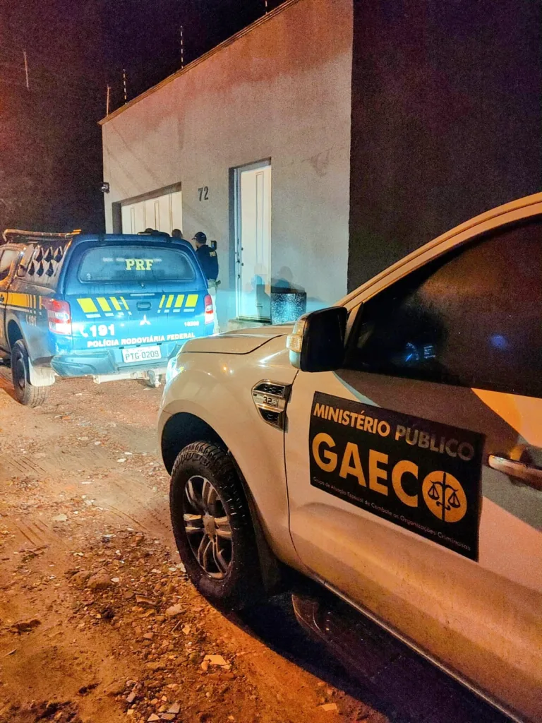 Operação cumpre mandados de busca e apreensão em casas do Pastor Cavalcante e investiga denúncias de “rachadinhas” 4 Imagens de Notícias de Imperatriz