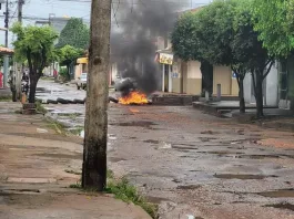 Sábado começa com interdição na Rio Grande do Norte por causa de buracos