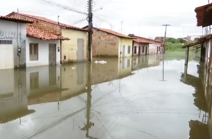 Mais de 940 famílias estão desabrigadas no MA por causa das chuvas fortes