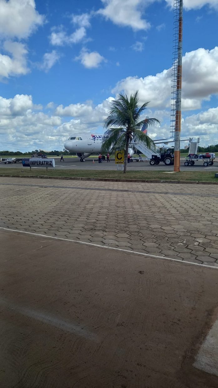 Homem procurado por cometer homicídio no Tocantins é preso no aeroporto de Imperatriz
