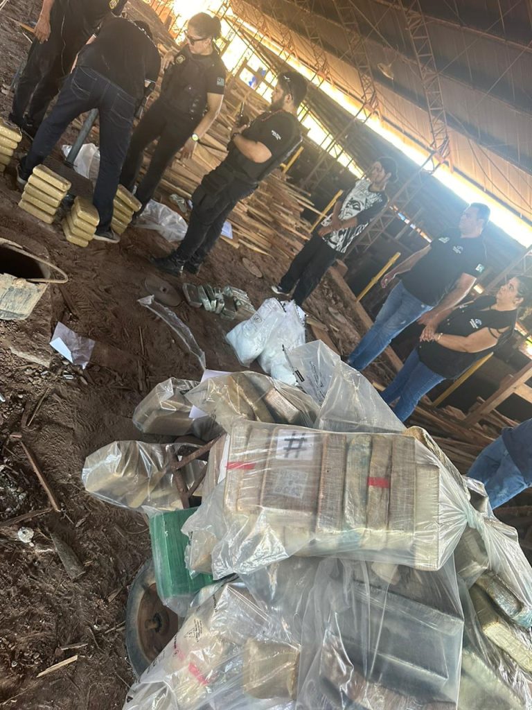 20 pessoas são presas durante operação de combate ao tráfico de drogas em Imperatriz 1 Imagens de Notícias de Imperatriz