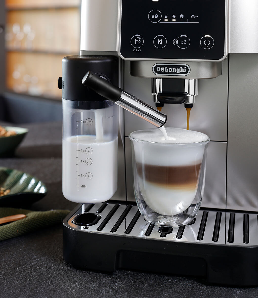 La eficiencia y versatilidad de la DeLonghi Magnifica Start ECAMB: la  aliada perfecta para tu café diario 