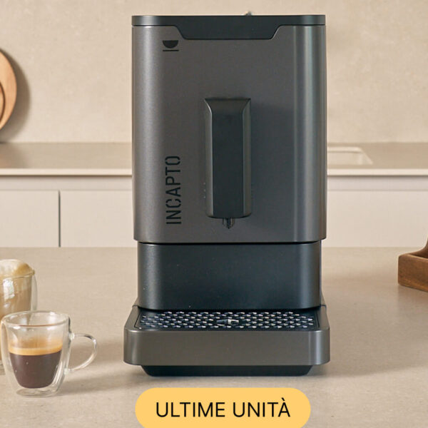 Ultime unità della macchina per caffè superautomatica Incapto Black