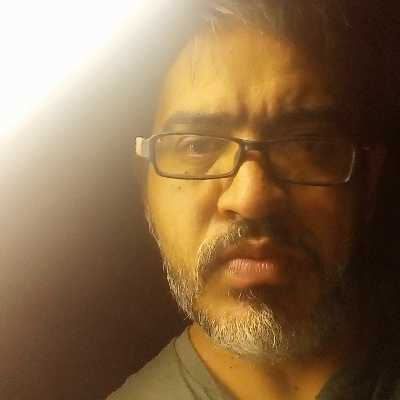 Luis / Musician