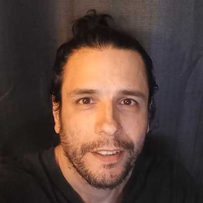 luis / Musician