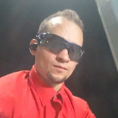stuard / Musician