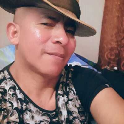 Luis / Musician