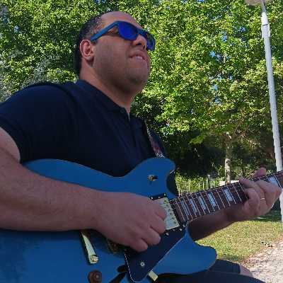 Felipe / Musician