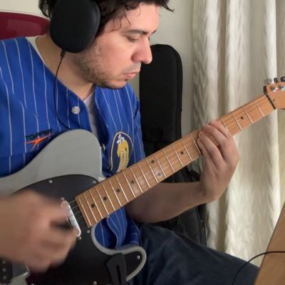 Guillermo / Musician